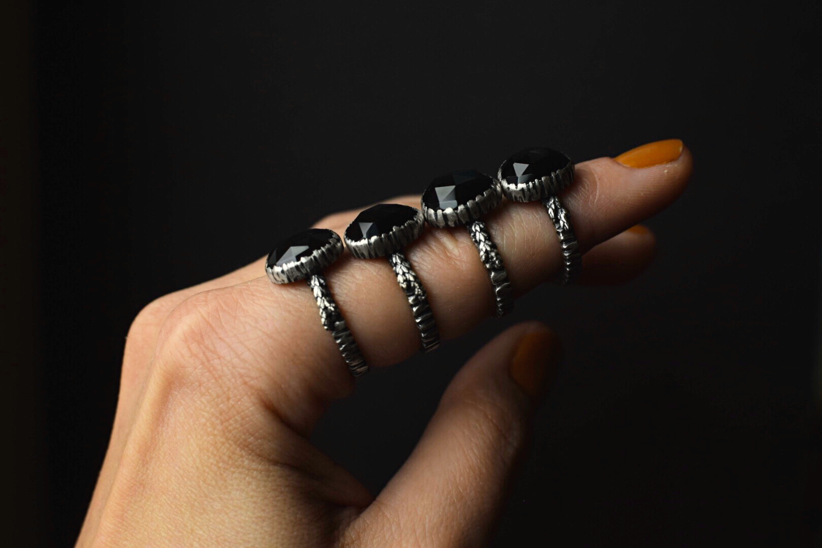 Obsidian Bark Fern Rings