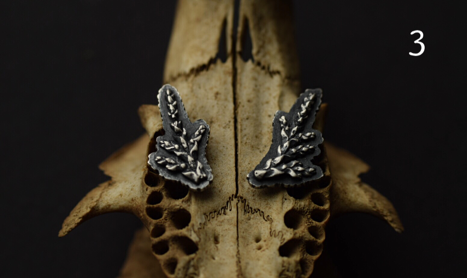 Fern Cutout Stud/Climbers