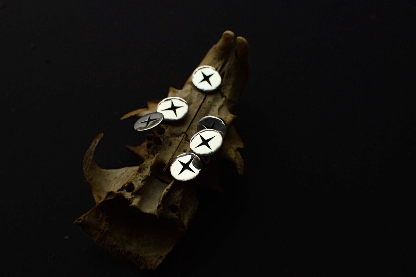 Sparkle Studs