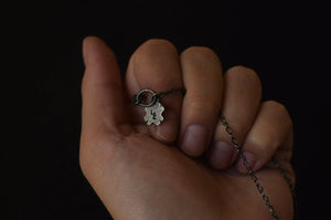 Moss Aquamarine Clover Patch Necklace