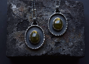 Vesuvianite & Bark Necklace