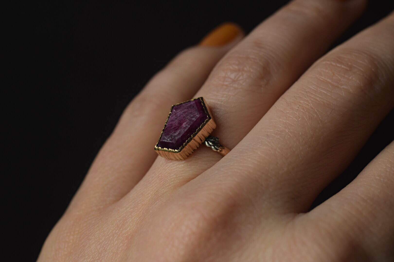 14k Gold Raw Ruby Coffin Ring - Size 6