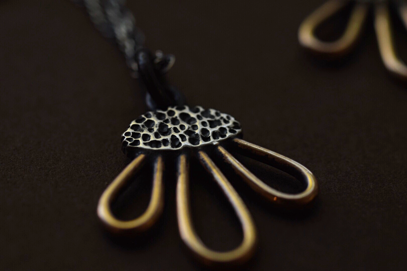 Black-Eyed Susan Necklace