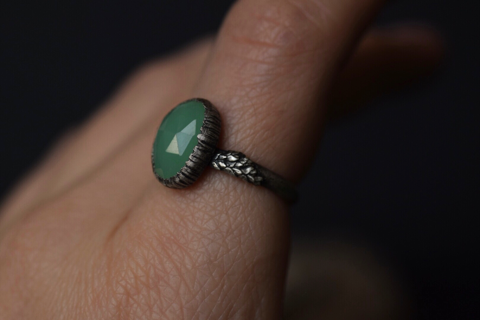 Chrysoprase Fern Ring - Size 7.5