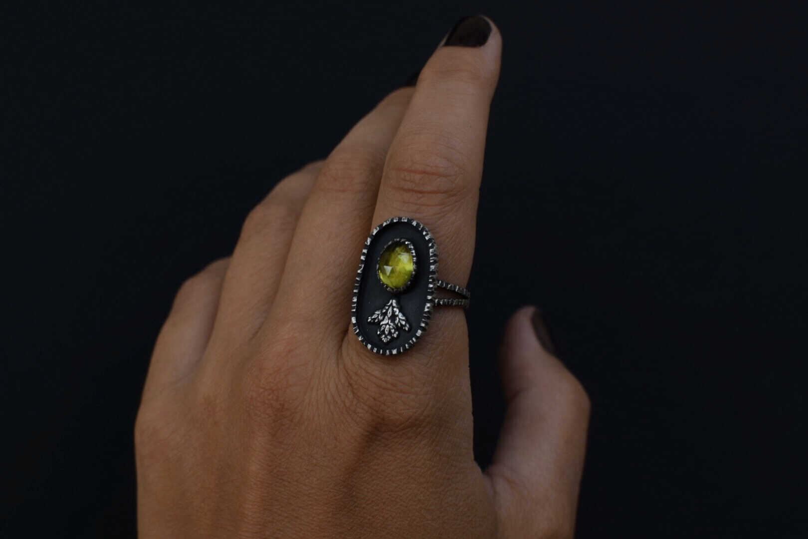 Peridot Shadowbox Ring - Size 9