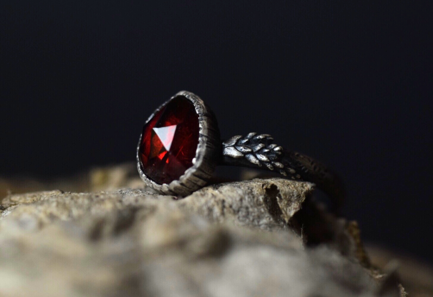 Garnet Fern Ring - Size 7.25