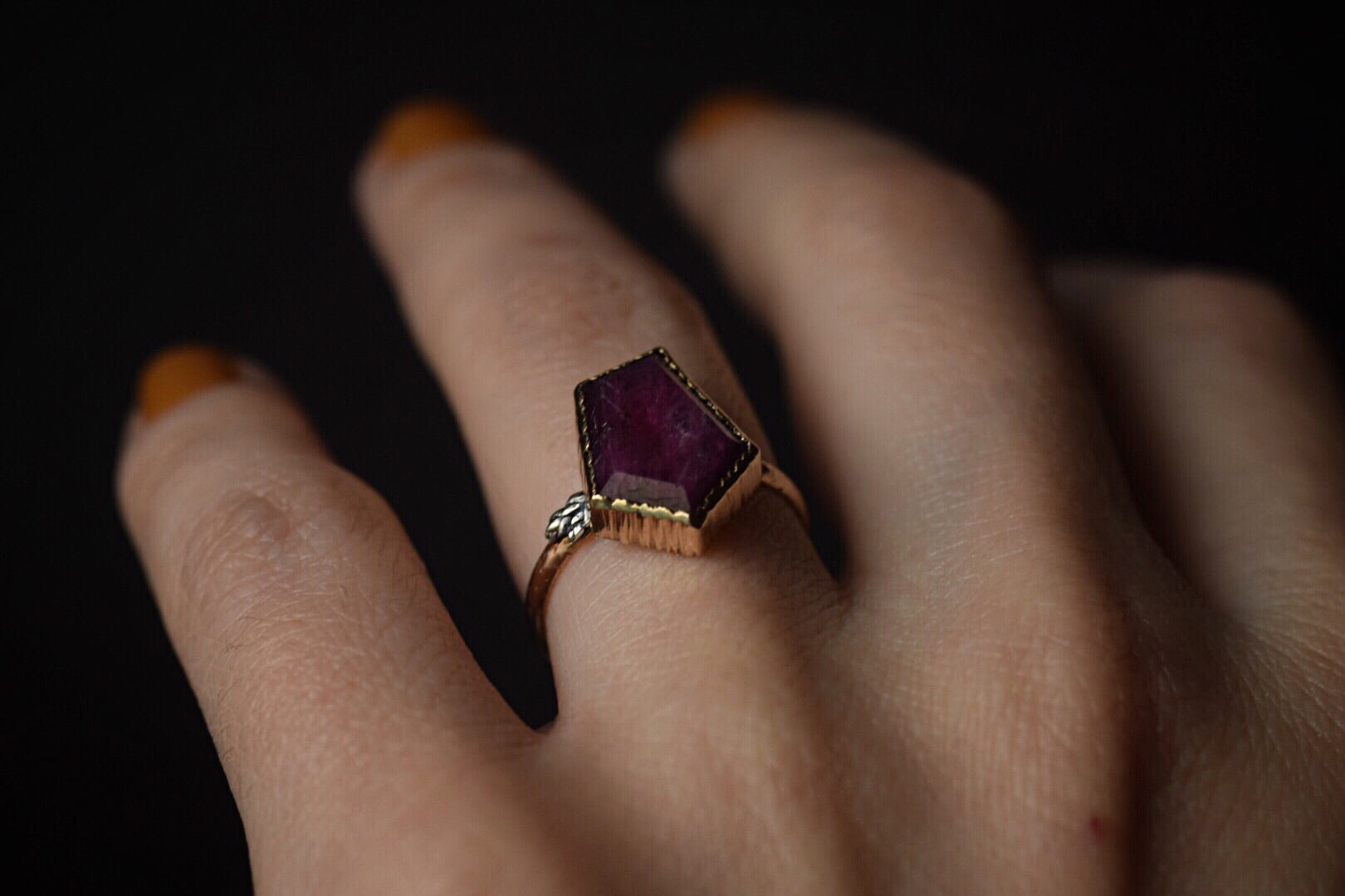 14k Gold Raw Ruby Coffin Ring - Size 6