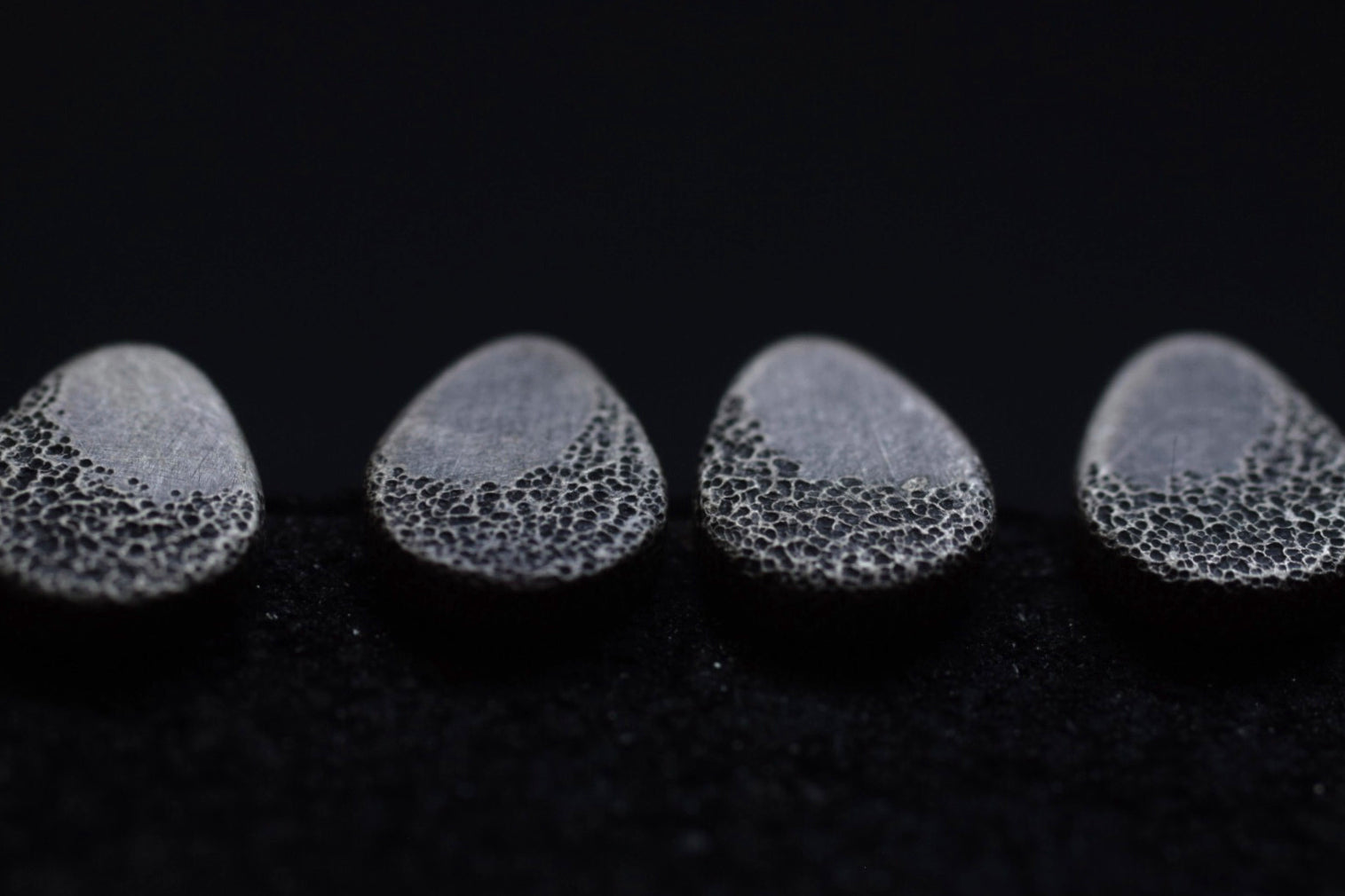Seed Studs