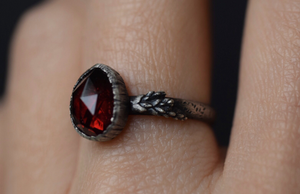 Garnet Fern Ring - Size 7.25