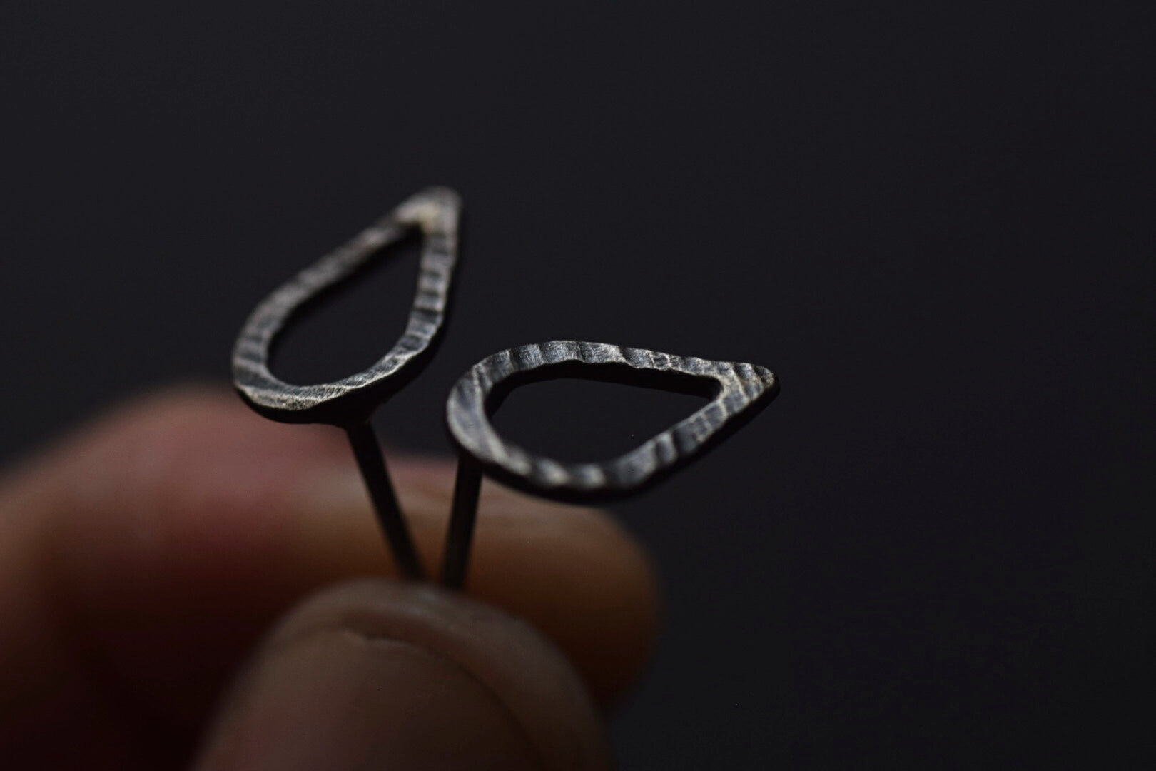 Hollow Leaf Studs