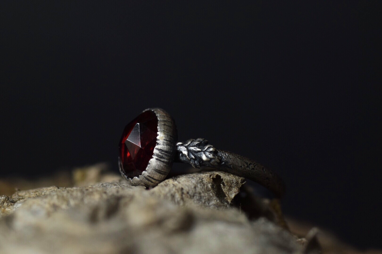 Garnet Fern Ring - Size 7